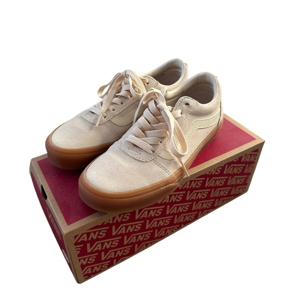 Vans Ward Sneaker | Women’s 6 | NIB - Picture 3 of 8